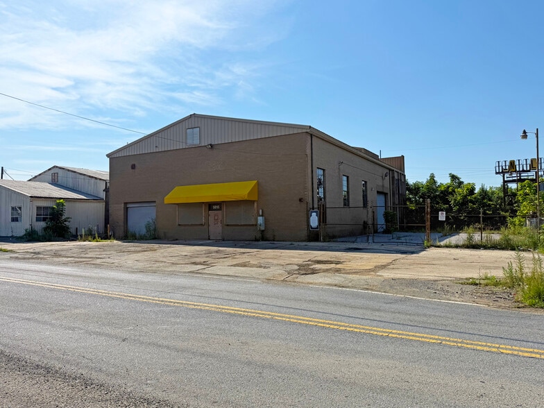 More Photos Of 5815 Arbor St, Hyattsville Warehouse For Sale