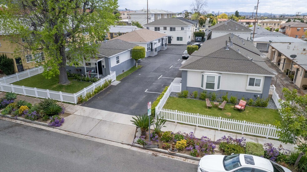 More Photos Of 240-260 E Providencia Ave, Burbank Apartments For Sale