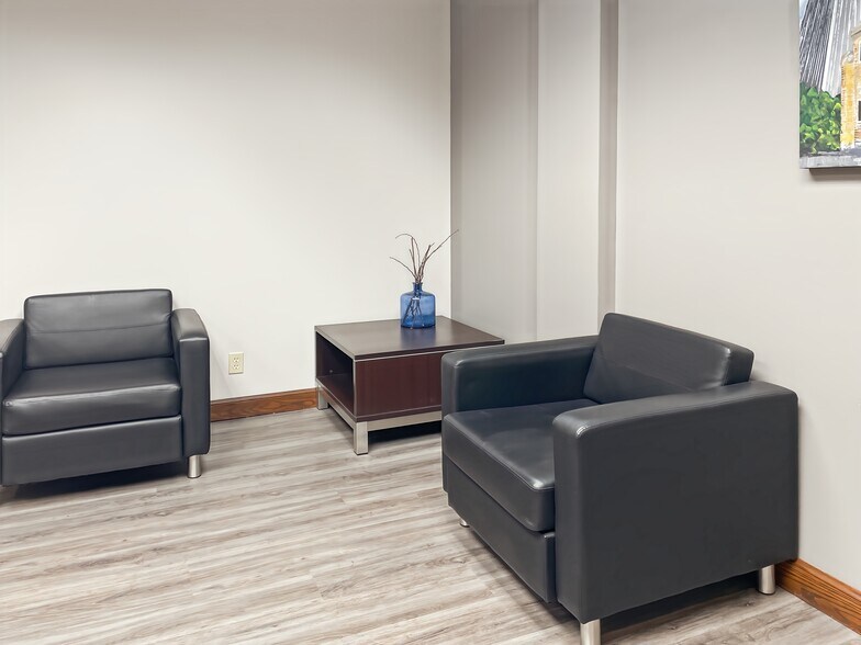 More Photos Of 6666 S Sheridan Rd, Tulsa Coworking Space