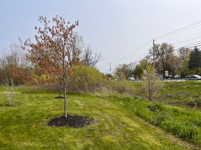 More Photos Of 3571 Niagara Falls Blvd, North Tonawanda Land For Sale