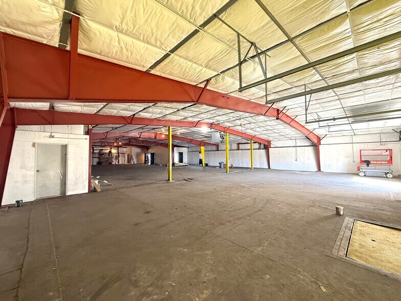 More Photos Of 14902 W 44th Ave, Golden Distribution For Lease