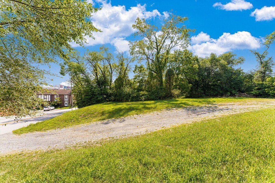 More Photos Of TBD Pineview Dr, Morgantown Land For Sale