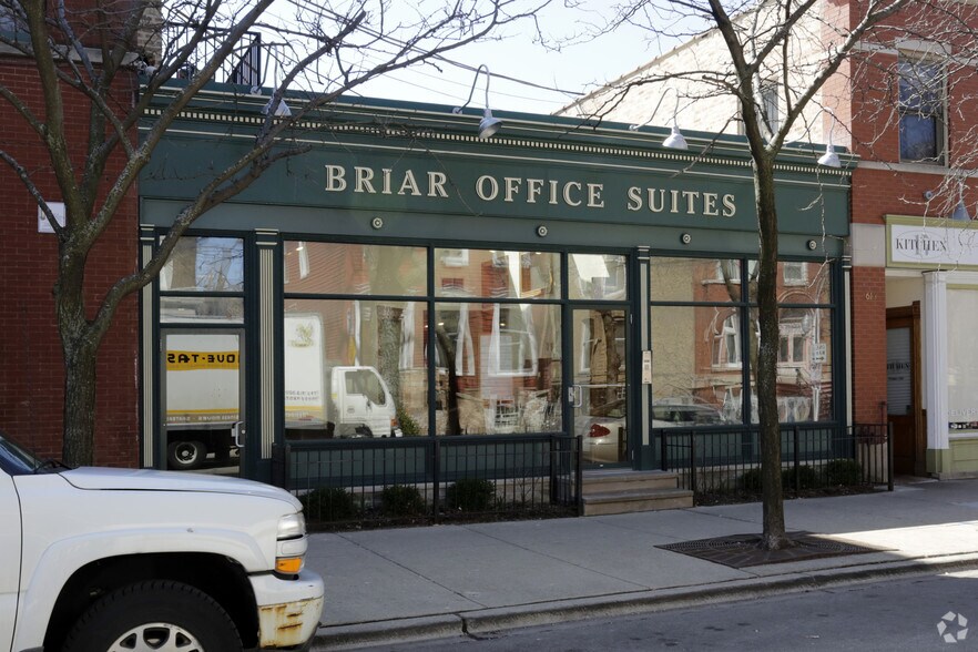 Primary Photo Of 613 W Briar Pl, Chicago Storefront For Lease