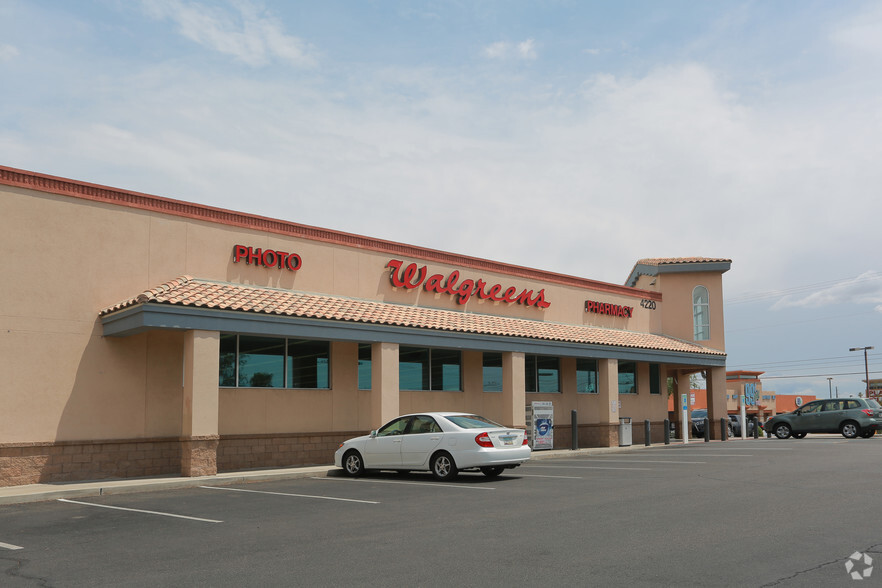 Primary Photo Of 4220 N Oracle Rd, Tucson Drugstore For Lease