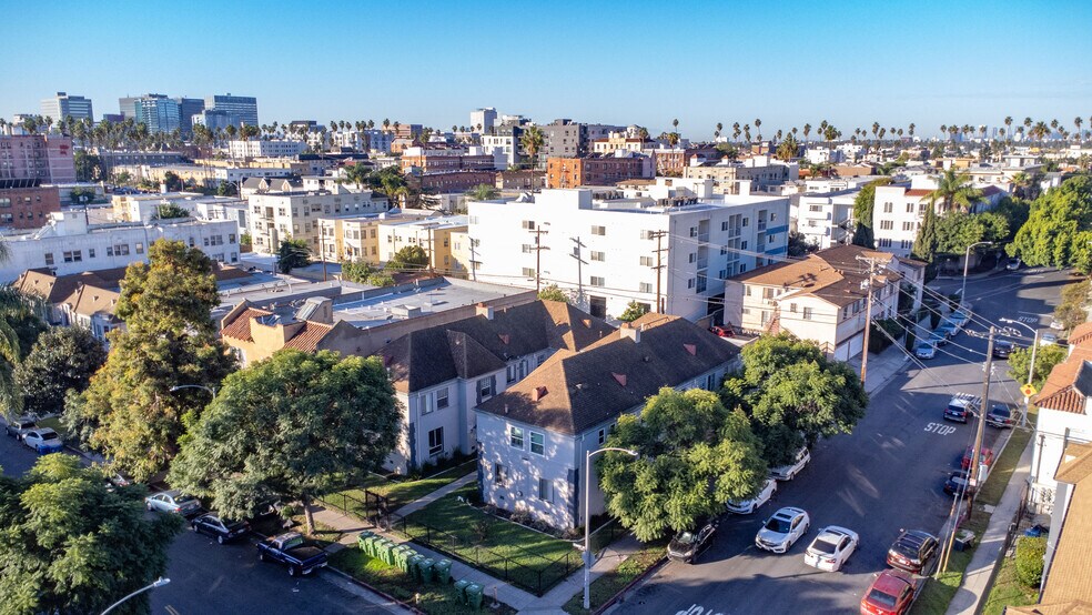 More Photos Of 201-207 S Kenmore Ave, Los Angeles Apartments For Sale