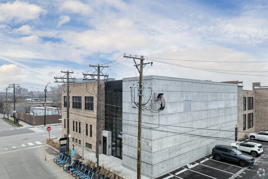 More Photos Of 1443 W Wabansia Ave, Chicago Office For Lease
