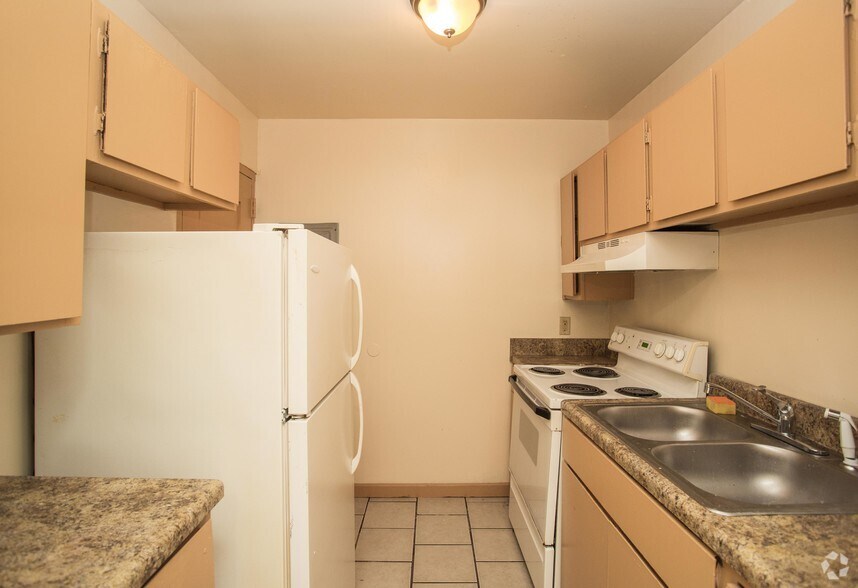 More Photos Of 1024 Day Street Rd, Montgomery Apartments For Sale