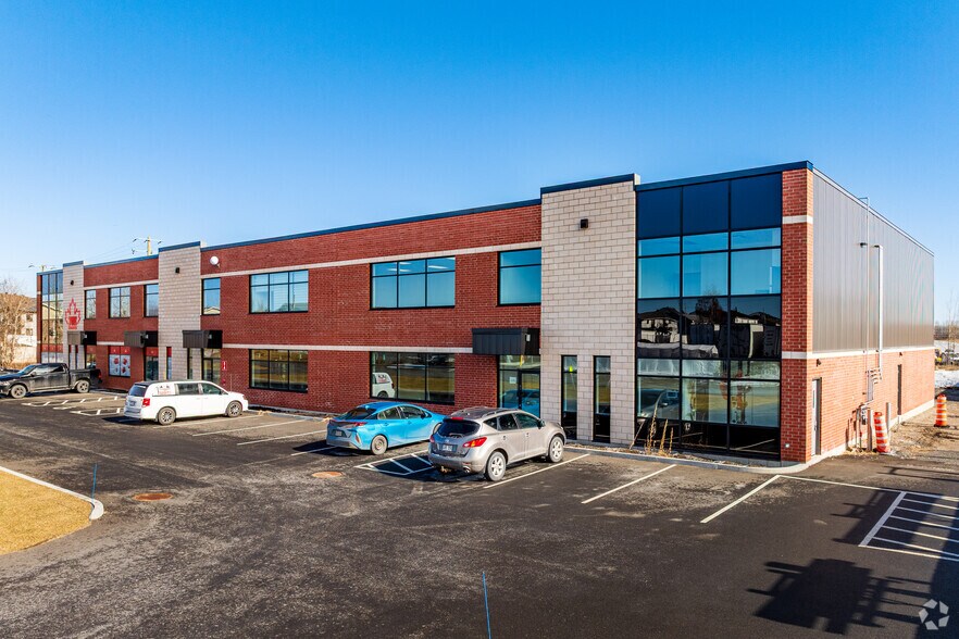 Primary Photo Of 120 St De L'émissaire, Drummondville Light Manufacturing For Lease