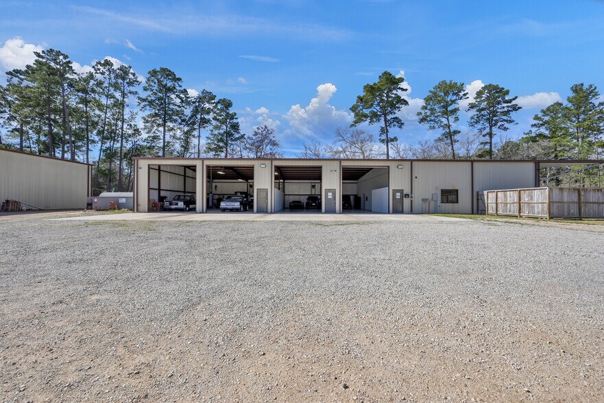 More Photos Of 15513 Capitol Hill Rd, Montgomery Service For Sale