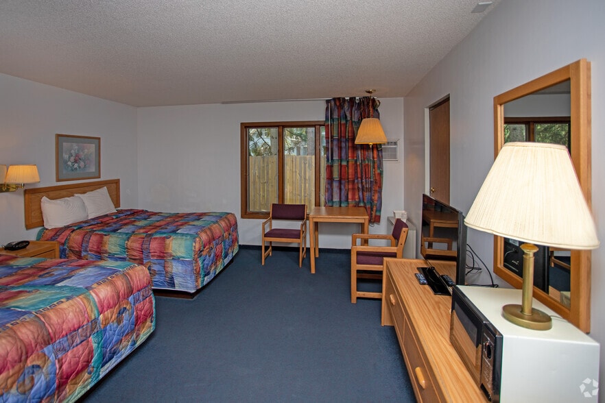 More Photos Of 9966 N State Road 27, Hayward Hotel For Sale