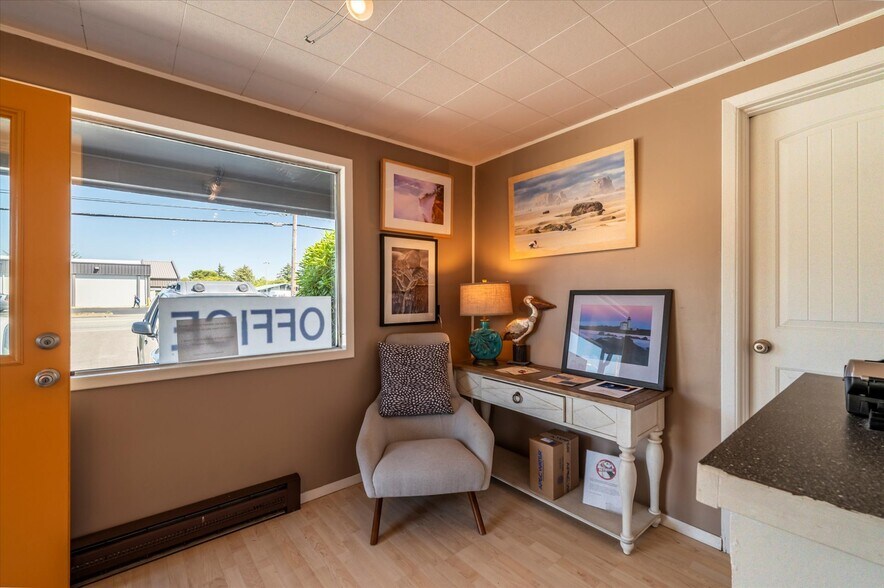 More Photos Of 940 Oregon Ave SE, Bandon Hospitality For Sale