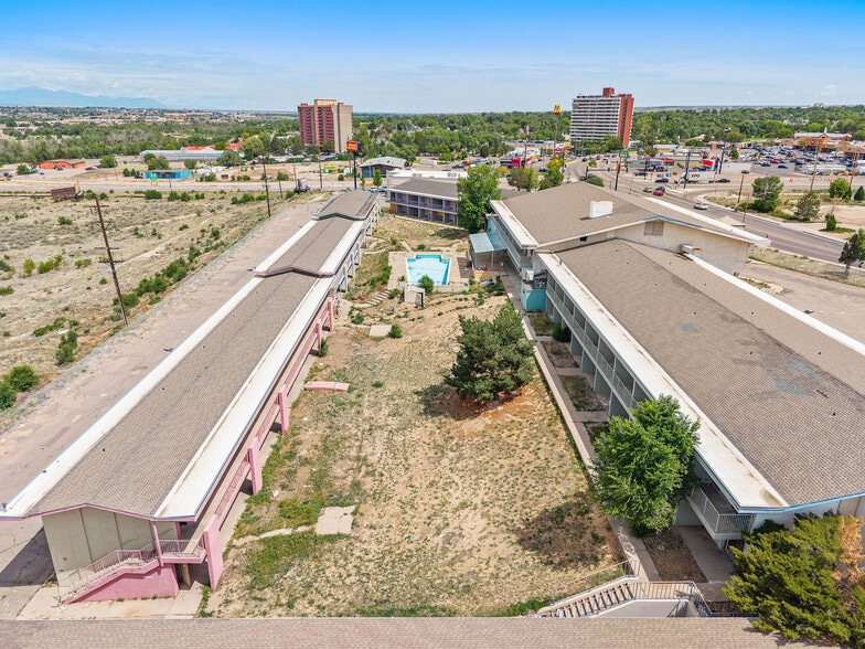 More Photos Of 2001 N Hudson Ave, Pueblo Hotel For Sale