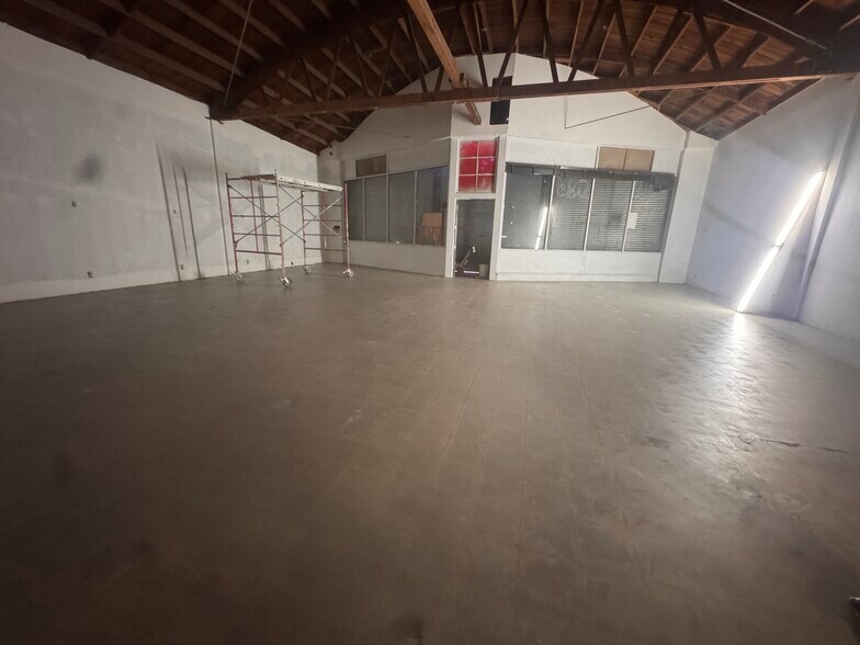 Primary Photo Of 2634 N Figueroa St, Los Angeles Storefront Retail Office For Lease