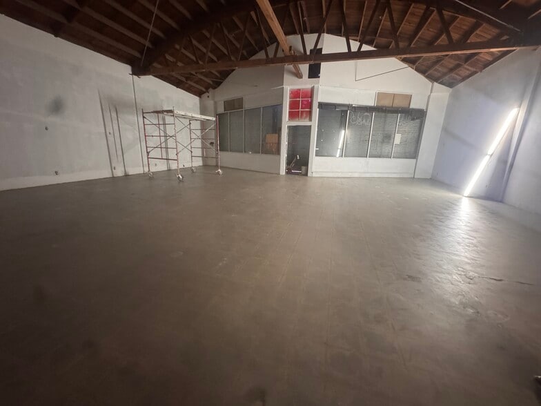 Primary Photo Of 2636 N Figueroa St, Los Angeles Storefront Retail Office For Lease
