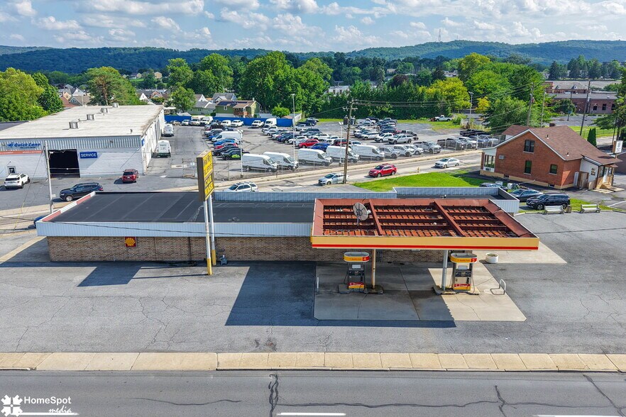 More Photos Of 2133 W Union Blvd, Bethlehem Freestanding For Lease