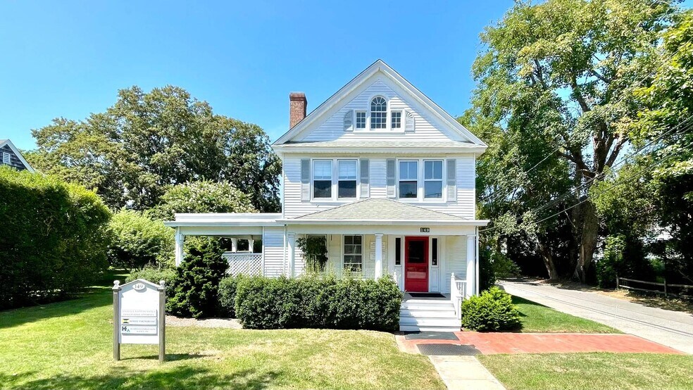 Primary Photo Of 149 Hampton Rd, Southampton Office Residential For Lease