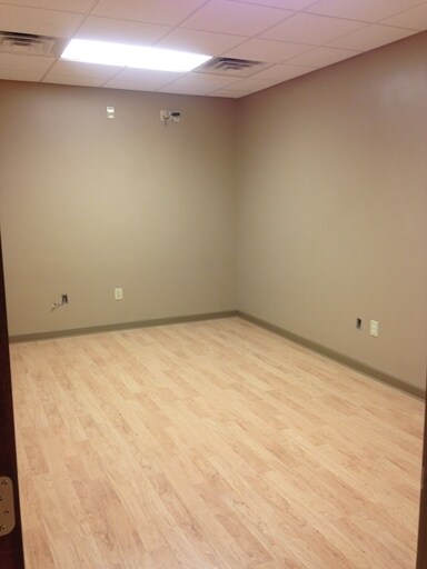 More Photos Of 1824 N Hwy CC, Nixa Medical For Lease