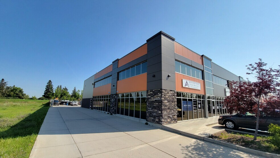 More Photos Of 190 Carleton Dr, St. Albert Warehouse For Sale