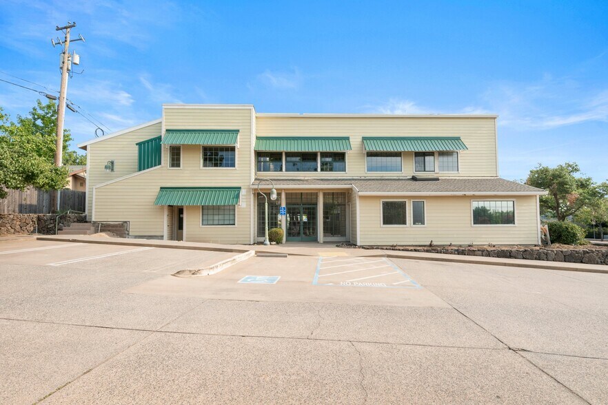 More Photos Of 3257 Professional Dr, Auburn Medical For Sale