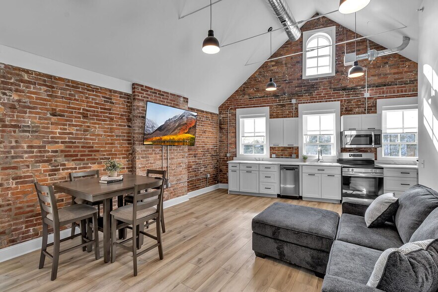 More Photos Of 204 High St, Buffalo Apartments For Sale