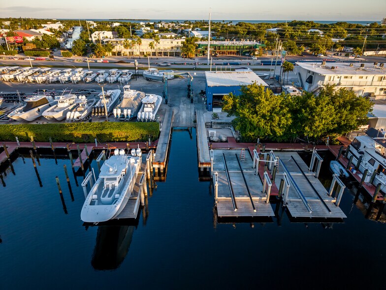 More Photos Of 90400 Overseas Hwy, Tavernier Marina For Sale