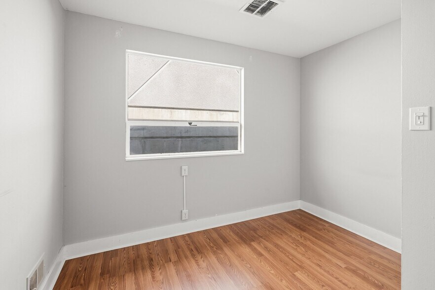 More Photos Of 3021 Telegraph Ave, Berkeley Medical For Sale