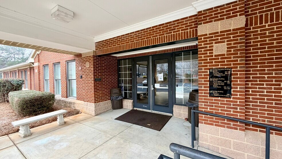 More Photos Of 9113 Blair Rd, Mint Hill Specialty For Lease