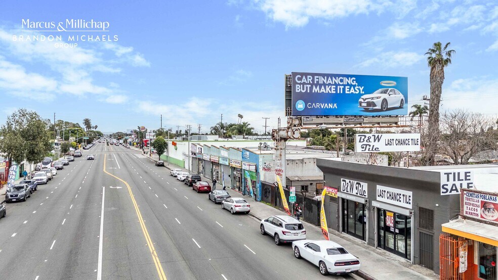 More Photos Of 1118 Firestone Blvd, Los Angeles Storefront For Sale