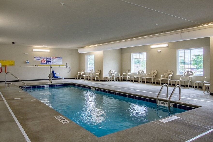 More Photos Of 1720 N Main St, Orrville Hotel For Sale