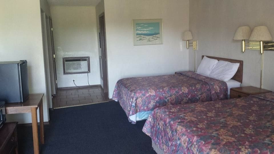 More Photos Of 36494 Old Highway 270, Wewoka Hotel For Sale