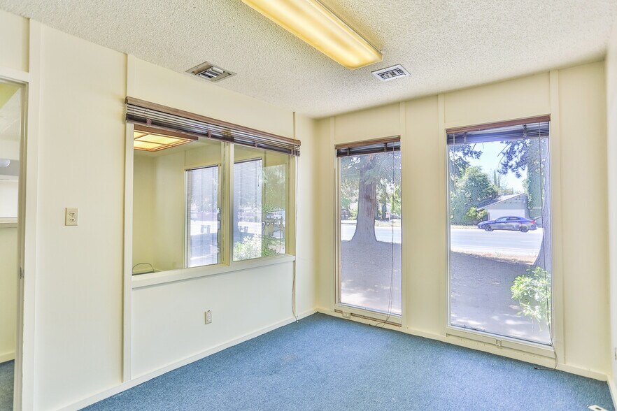 More Photos Of 2921 El Camino Ave, Sacramento Medical For Lease
