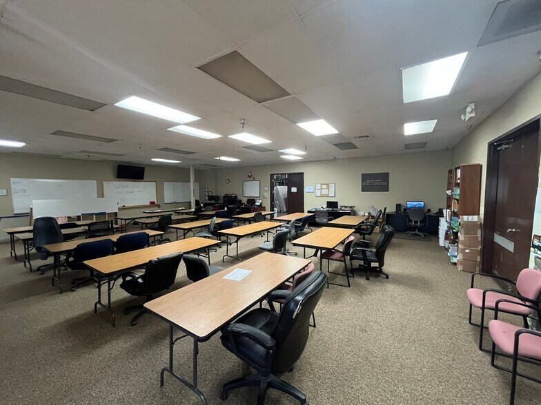 More Photos Of 105 E Parr Blvd, Reno Warehouse For Sale