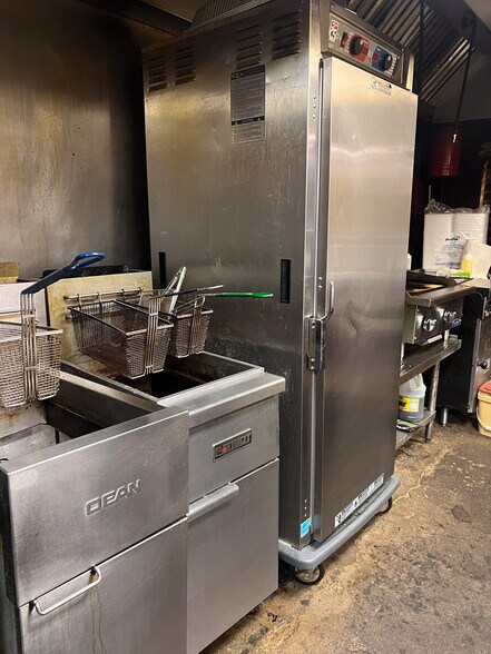 More Photos Of 705 E Moore Ave, Terrell Restaurant For Sale