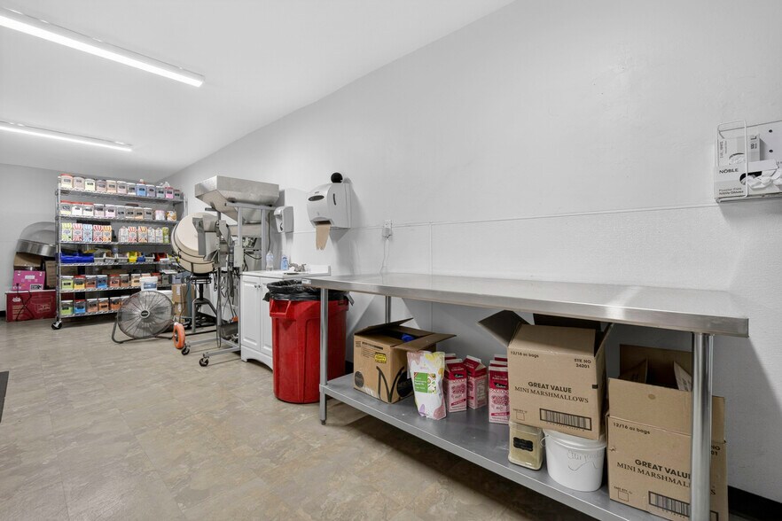 More Photos Of 9064 S Highway 77, Noble Food Processing For Sale