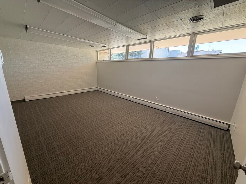 More Photos Of 4411 E Kentucky Ave, Glendale Medical For Sale