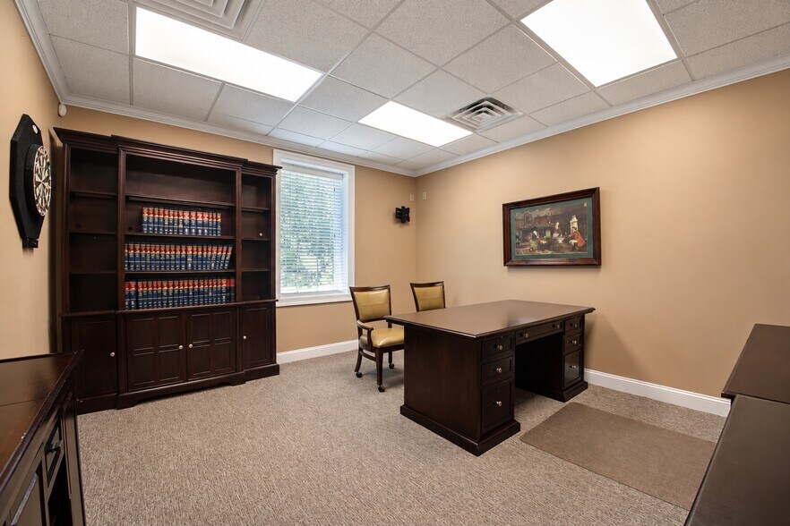 More Photos Of 1303 Courthouse Rd, Stafford General Retail For Sale