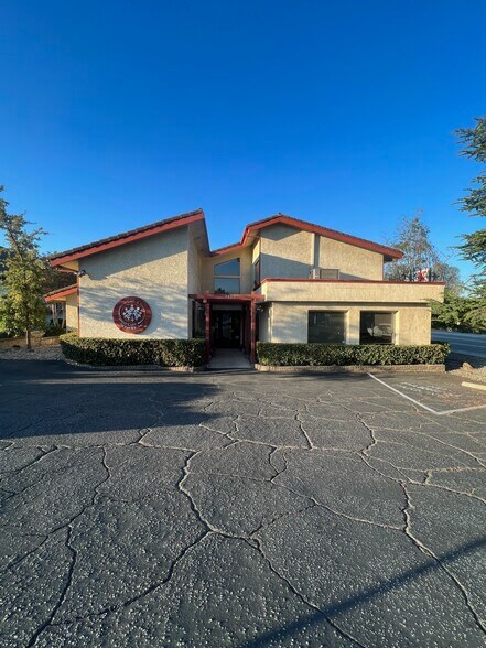 Primary Photo Of 4450 El Camino Real, Atascadero Office For Lease