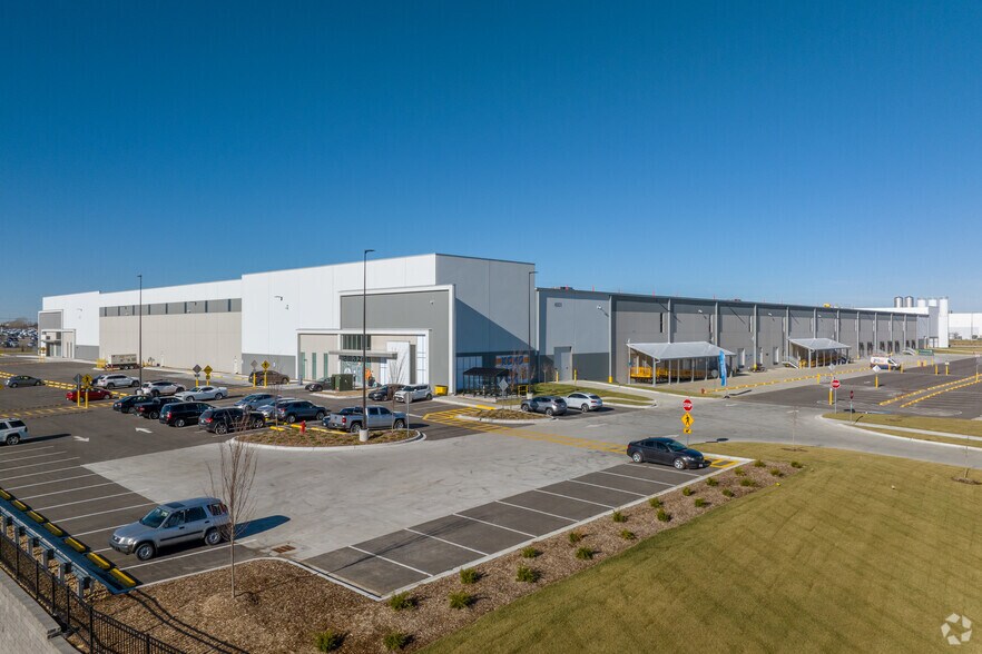 More Photos Of 4001 E 149th St, Kansas City Unknown For Sale