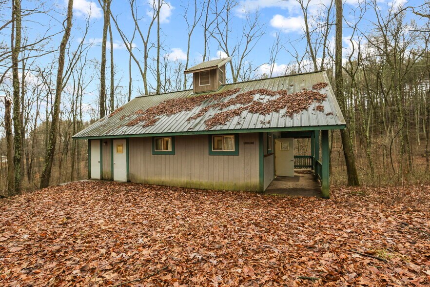 More Photos Of 5734 Durbin Rd, Bellville Specialty For Sale