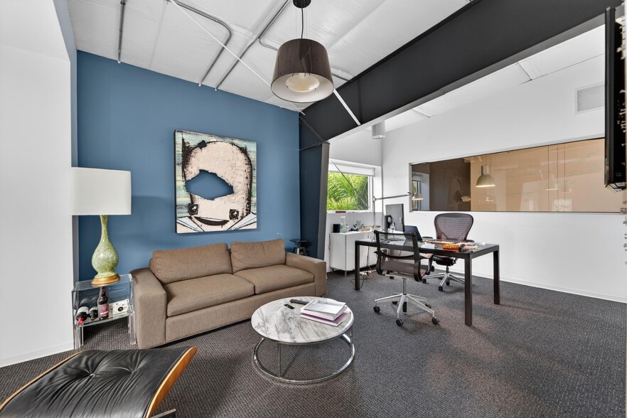 More Photos Of 2309 W Platt St, Tampa Freestanding For Lease