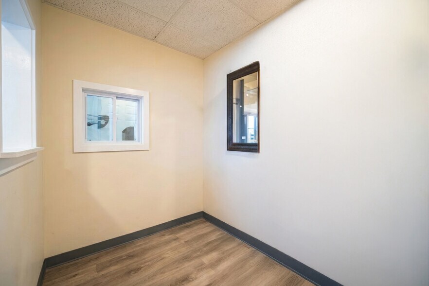 More Photos Of 56 Main St, Poughkeepsie Medical For Lease