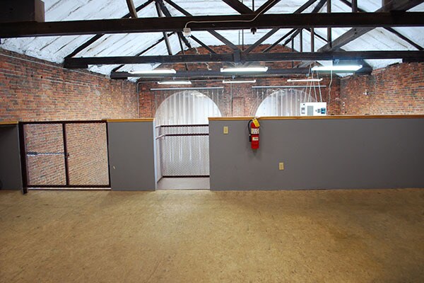 More Photos Of 81 Freight Yard Way, Northfield Showroom For Sale