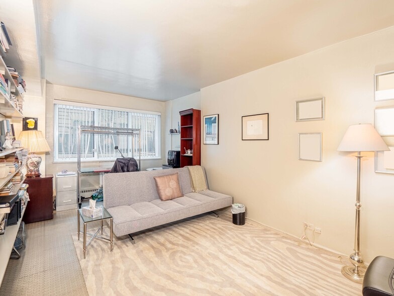 More Photos Of 20-28 E 68th St, New York Apartments For Lease