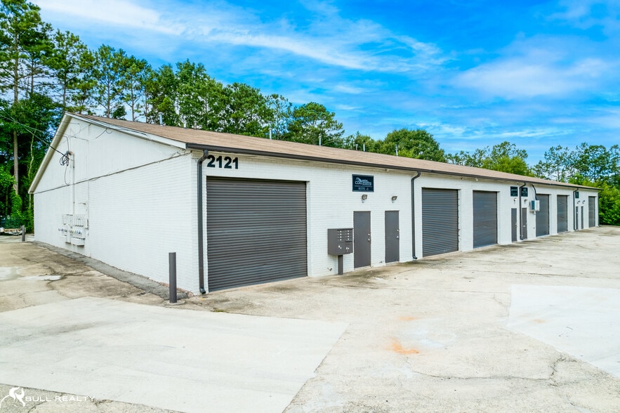 More Photos Of 2121 Hewatt Rd, Snellville Service For Lease