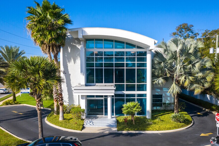 More Photos Of 1725 W Dr Martin Luther King Jr Blvd, Tampa Medical For Lease