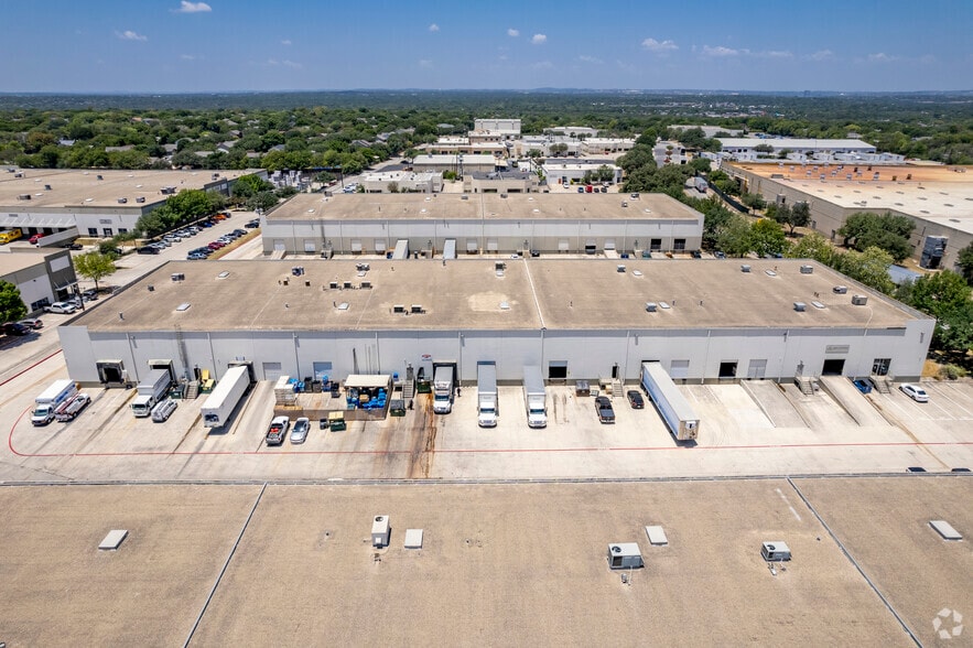More Photos Of 12625 Wetmore Rd, San Antonio Unknown For Lease