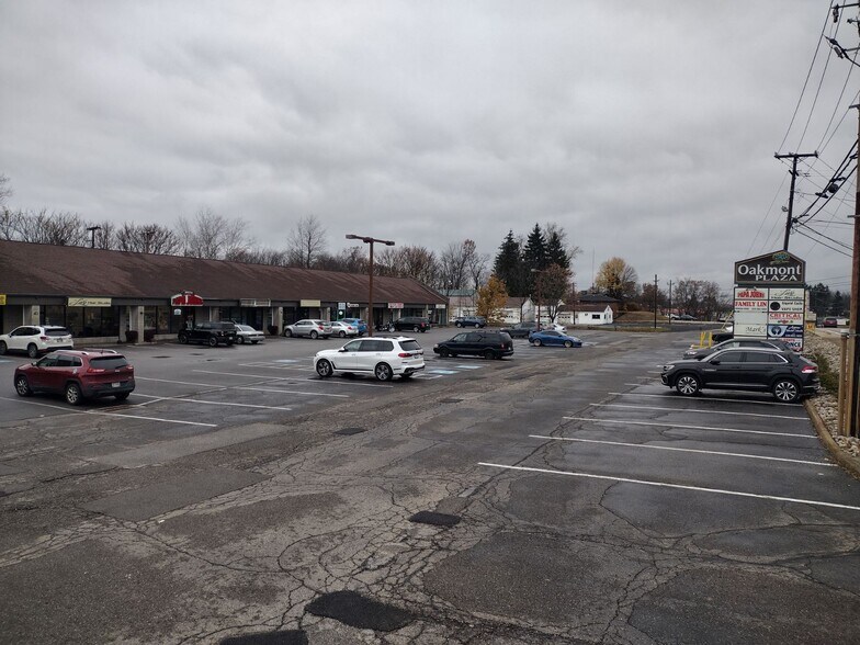 More Photos Of 16761 Saint Clair Ave, East Liverpool Unknown For Lease