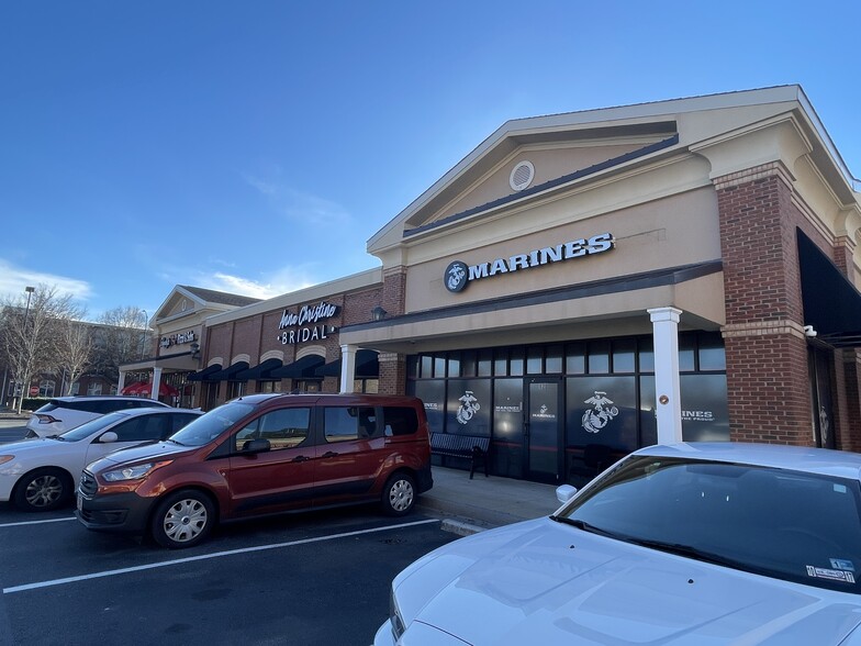 More Photos Of 535 Riverstone Pky, Canton Unknown For Lease