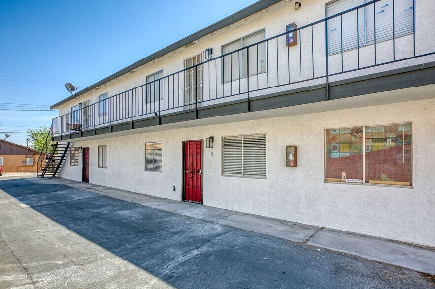More Photos Of 317 S 9th St, Las Vegas Apartments For Sale