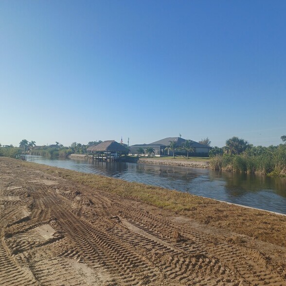 More Photos Of ,  Unknown For Sale